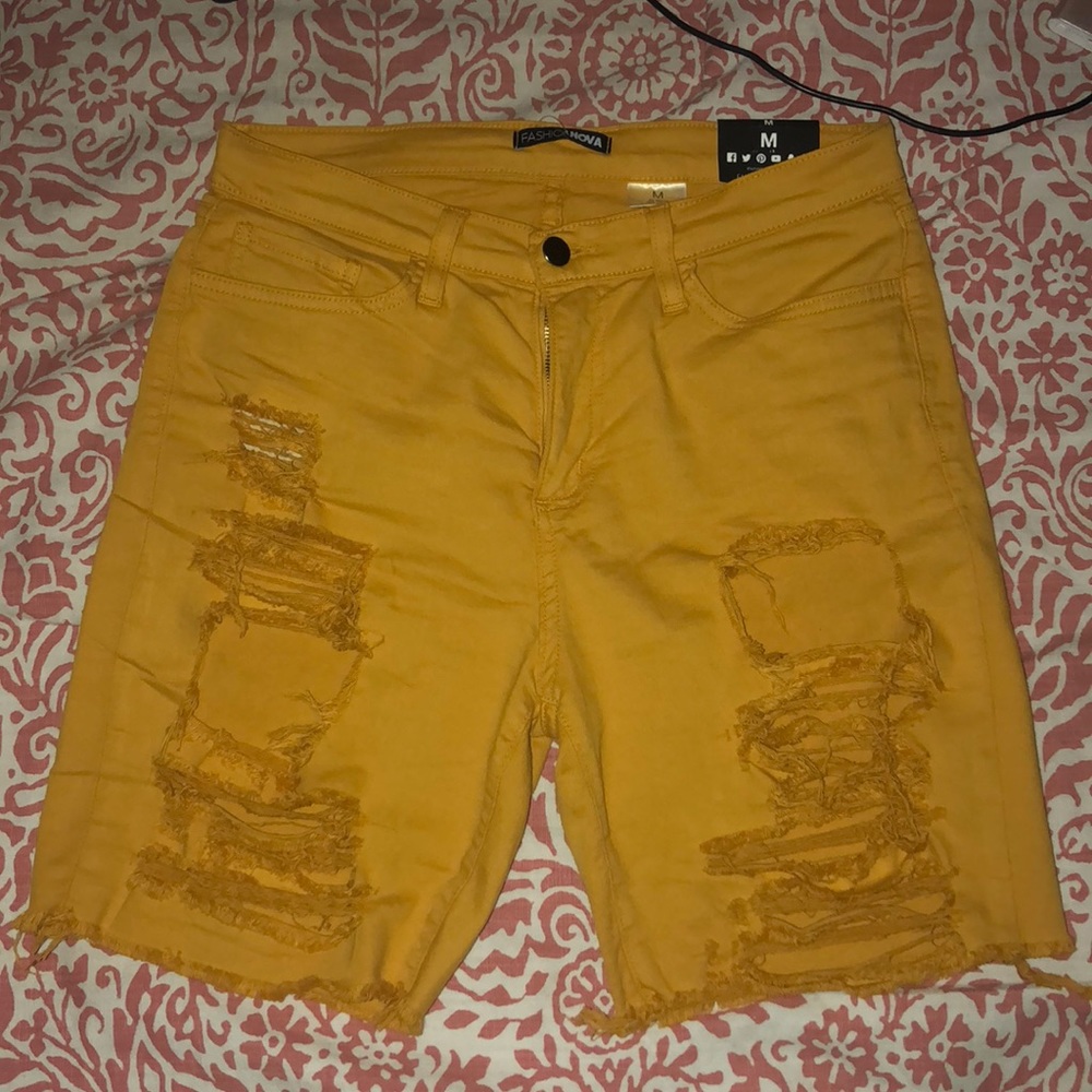 Fashion Nova distressed shorts
